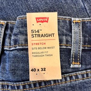 Men’s NWT Levi’s 514 Straight Medium Wash 40x32